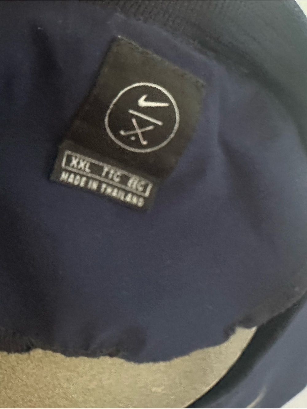 Nike Men's Navy and Taupe Pullover Windbreaker - Picture 5 of 5